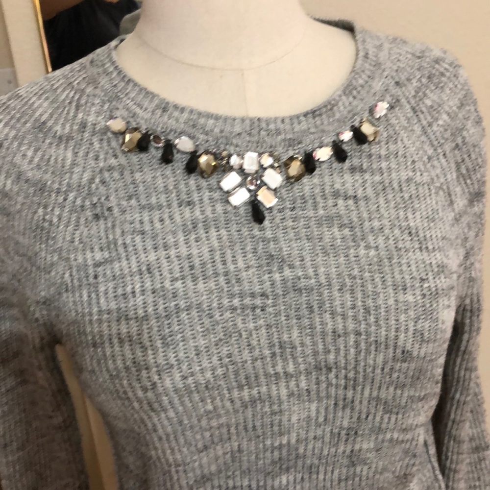Beautiful Loft sweater - Picture 5 of 5